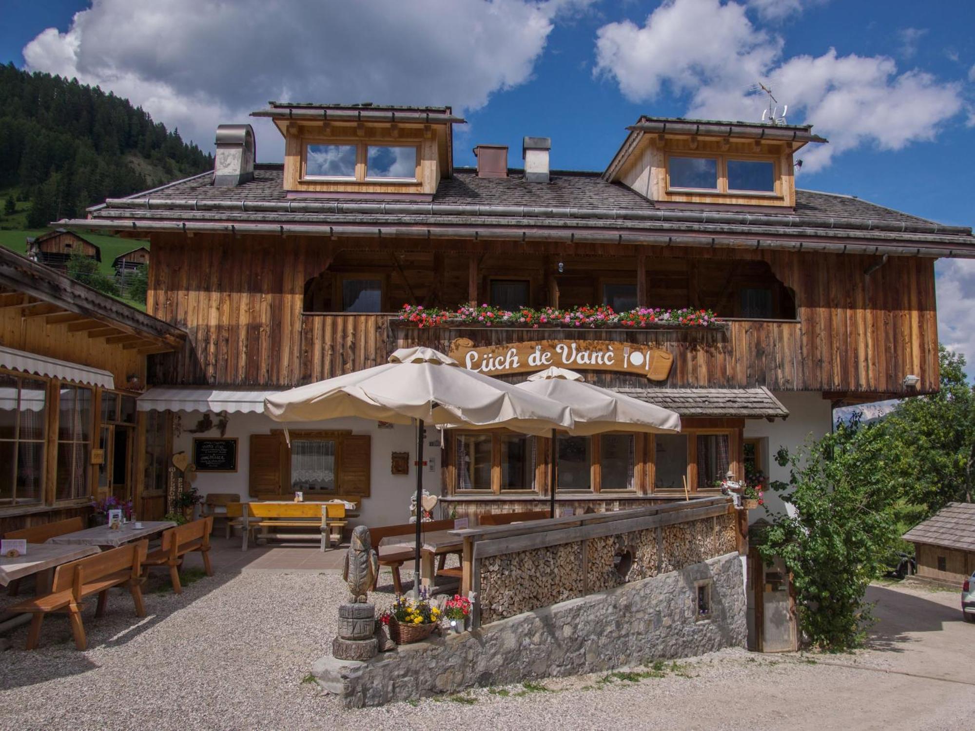 Agriturismo Luech De Vanc San Martino in Badia Eksteriør bilde